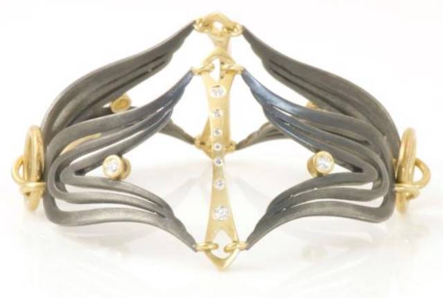 Sterling Silver & 18K Gold Tulip link Bracelet with VS1 Diamonds by Robin Waynee